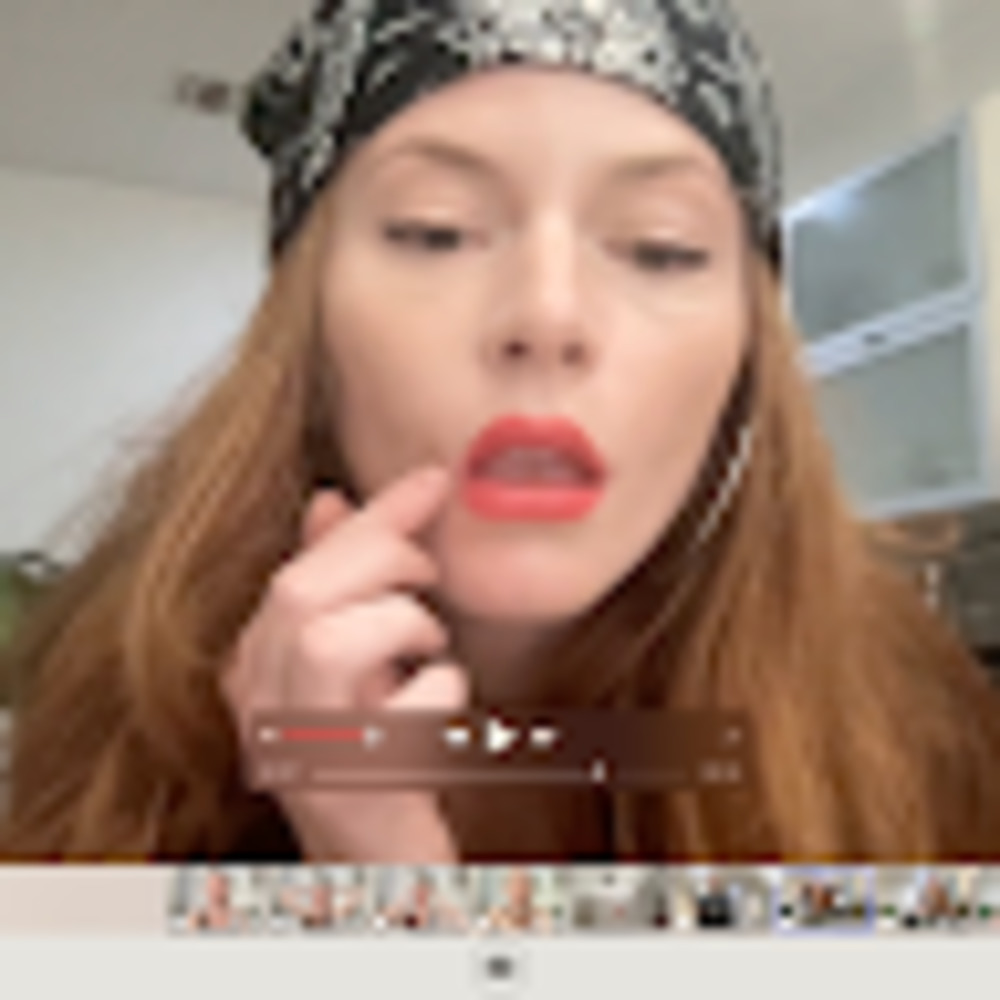 Meet your Posher, Helen